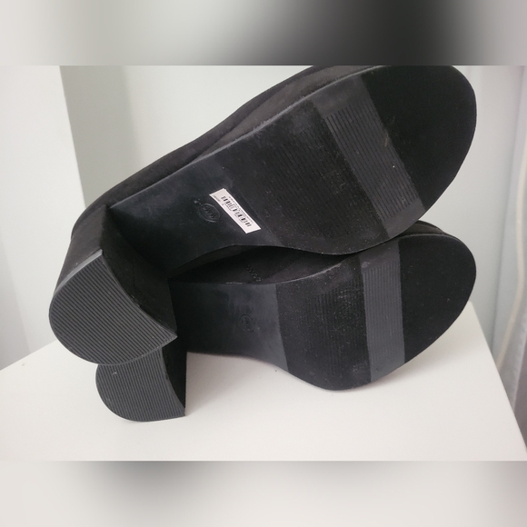 New Torrid suede black platform booties 9w 9 wide Boot - Picture 6 of 6